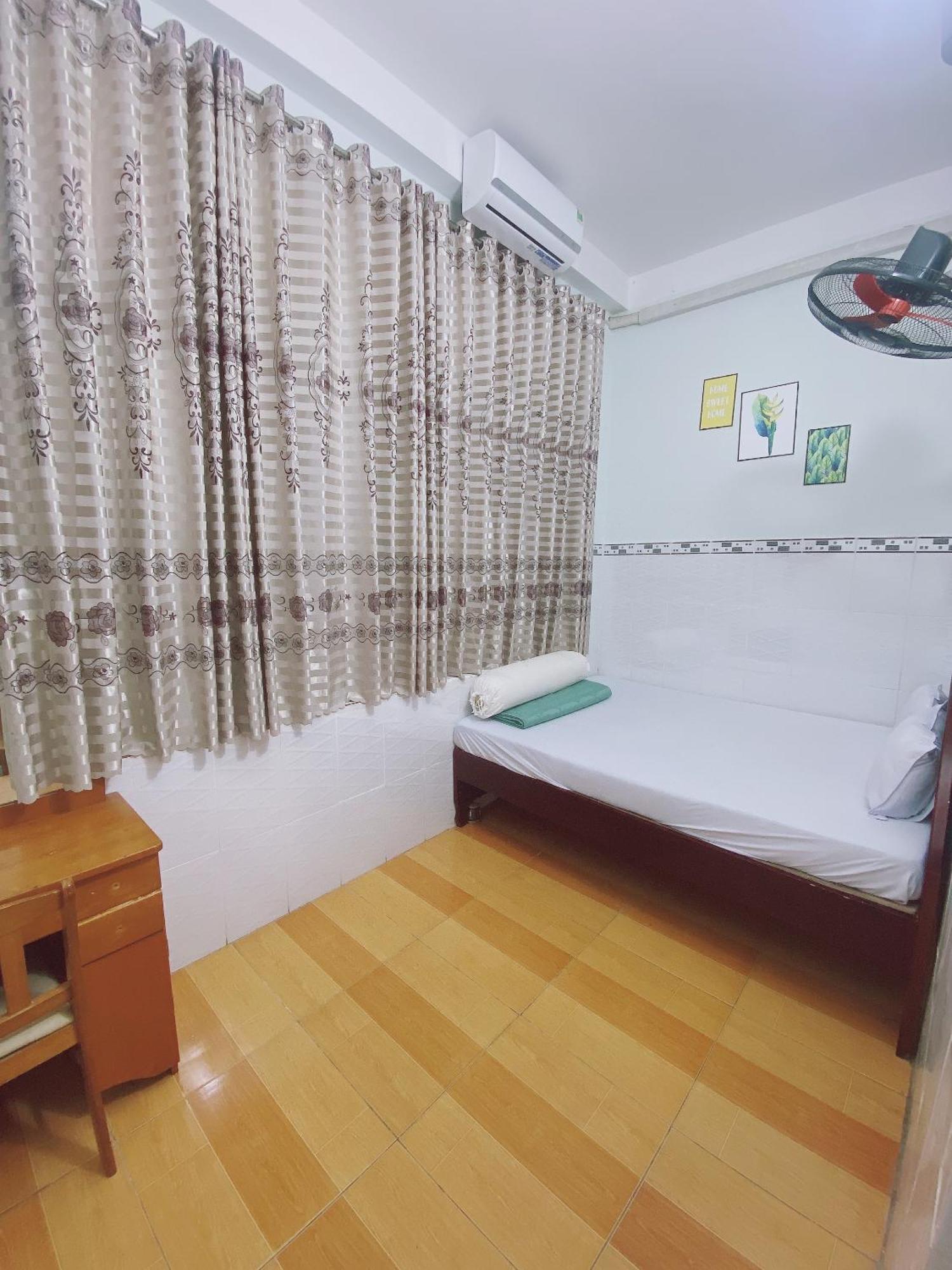 Hostel Nha Nghi Cam Tien 2 Hà Tiên Exterior foto